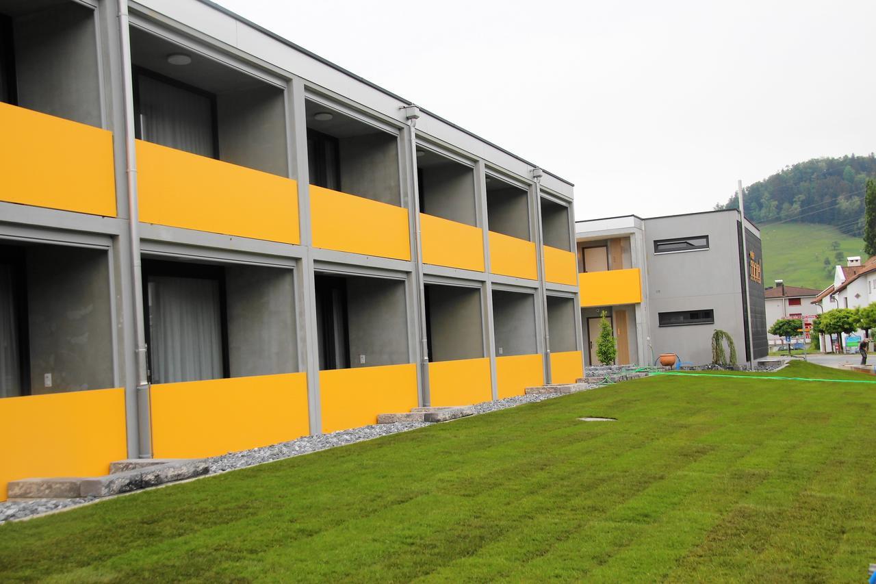 Wohnmotel - Hinterforst Altstatten Exterior photo